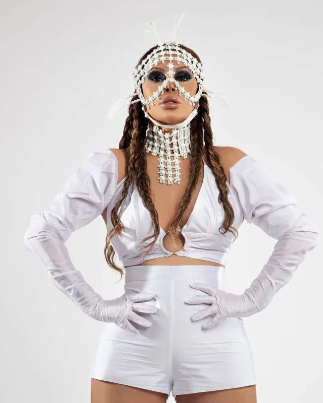 Aygün Kazımova əməliyyat olundu