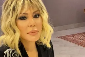 Brilliant yenə söz atdı