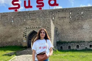 Gülay Zeynallı Şuşadan fotolar paylaşdı