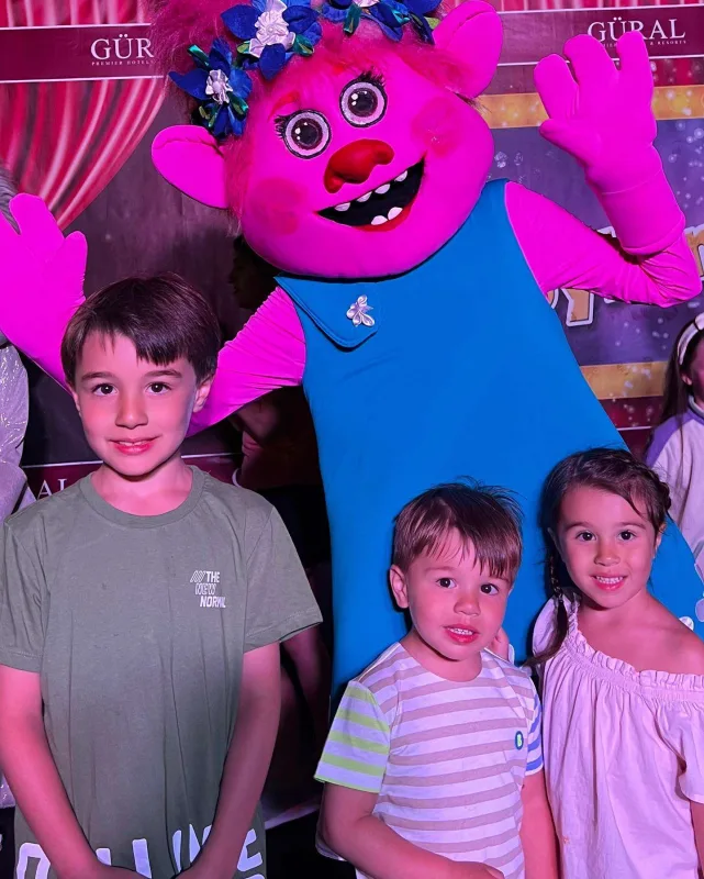 Üçüncü övlad üç yaşında!