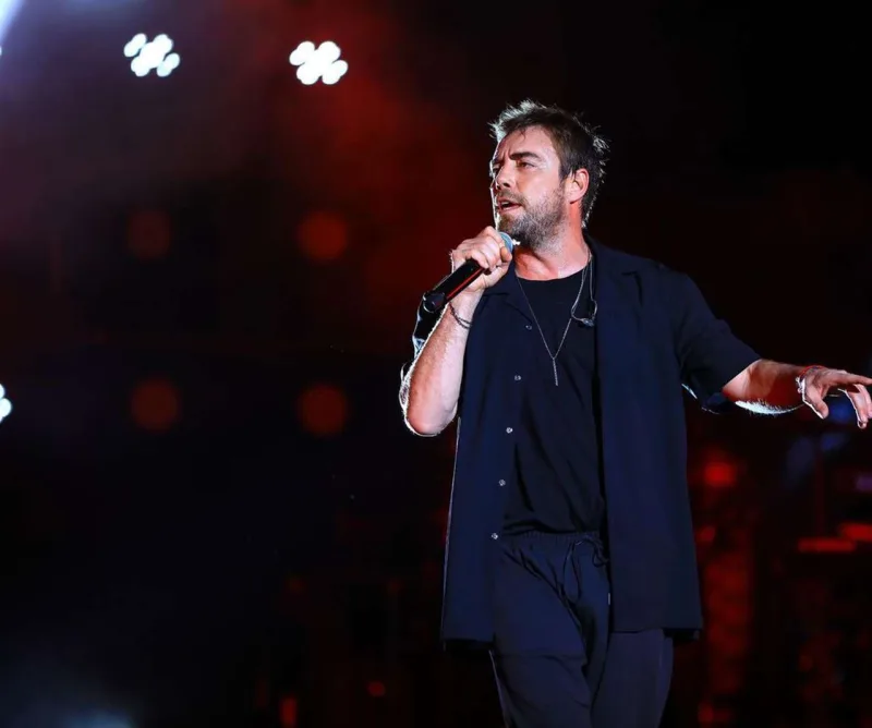 Murat keçmiş xanımının tərəfini tutdu