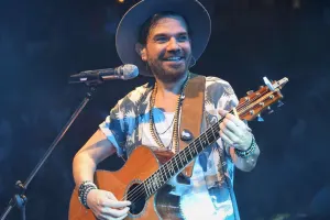 Kenan Doğulu konsertinə polis basqını