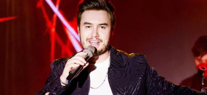 Kürd dilində mahnı oxudu