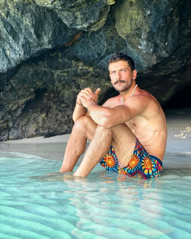 Onur bu filmdə baş rolu canlandıracaq