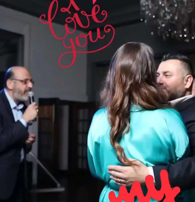 Murad oğluna ad günü etdi