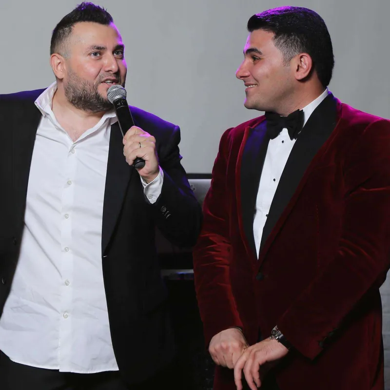 Murad oğluna ad günü etdi