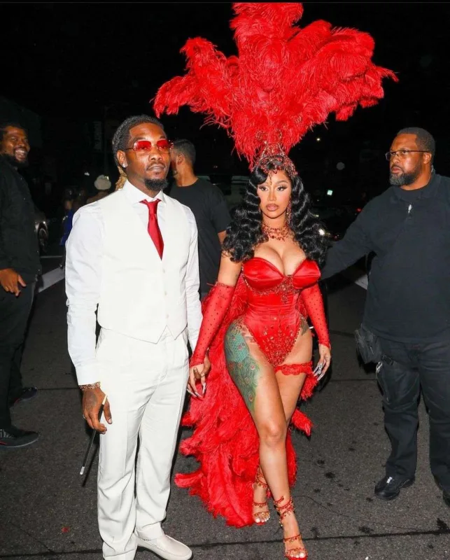 Kardinin ad günü libası gündəm oldu