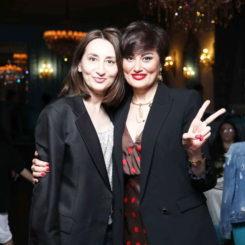 Murad oğluna ad günü etdi