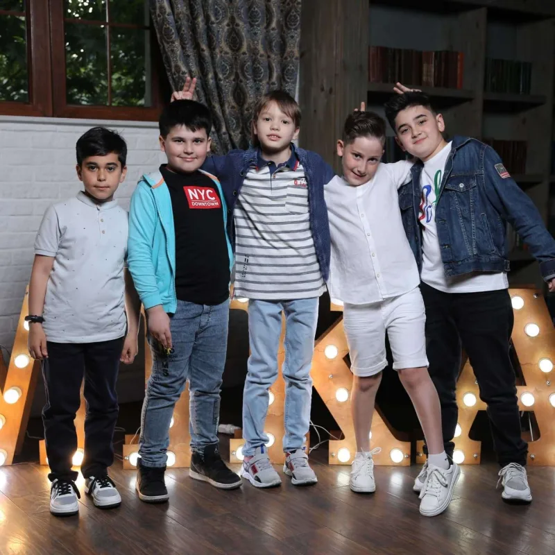 Murad oğluna ad günü etdi