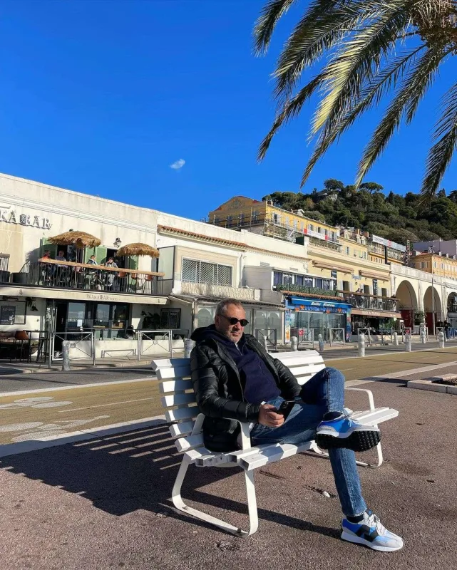 Evlilik xəbərlərini təsdiqlədi