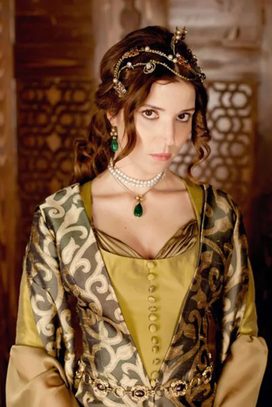 Hatice sultanı Roza oynayacaqmış