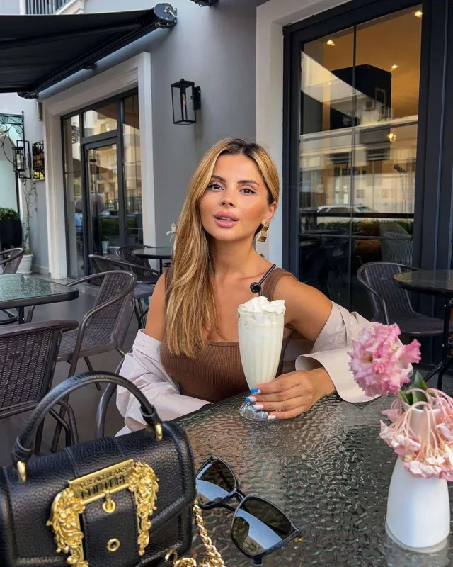 Aynişan öz brendini yaratdı