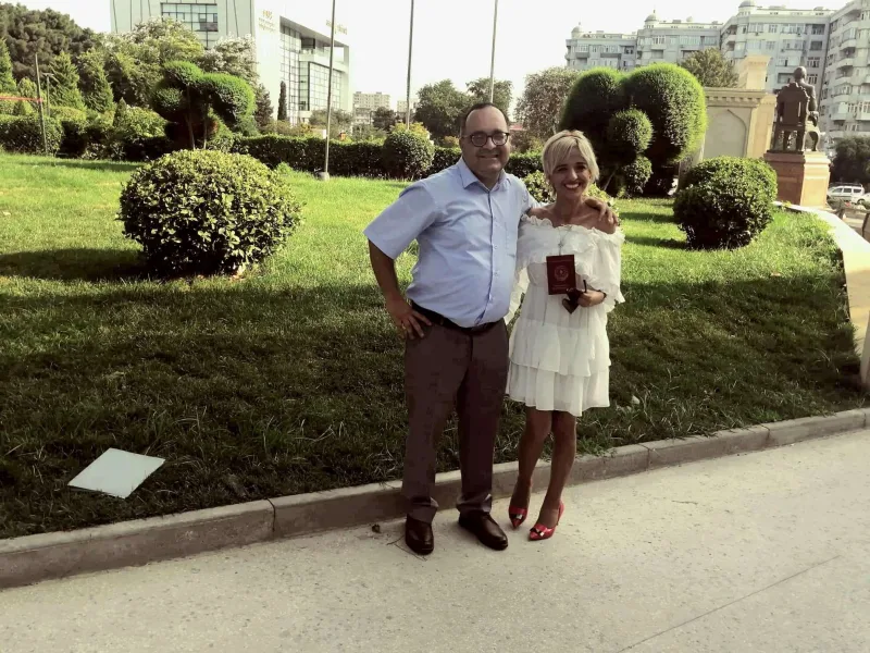 Qan Turalı evləndi