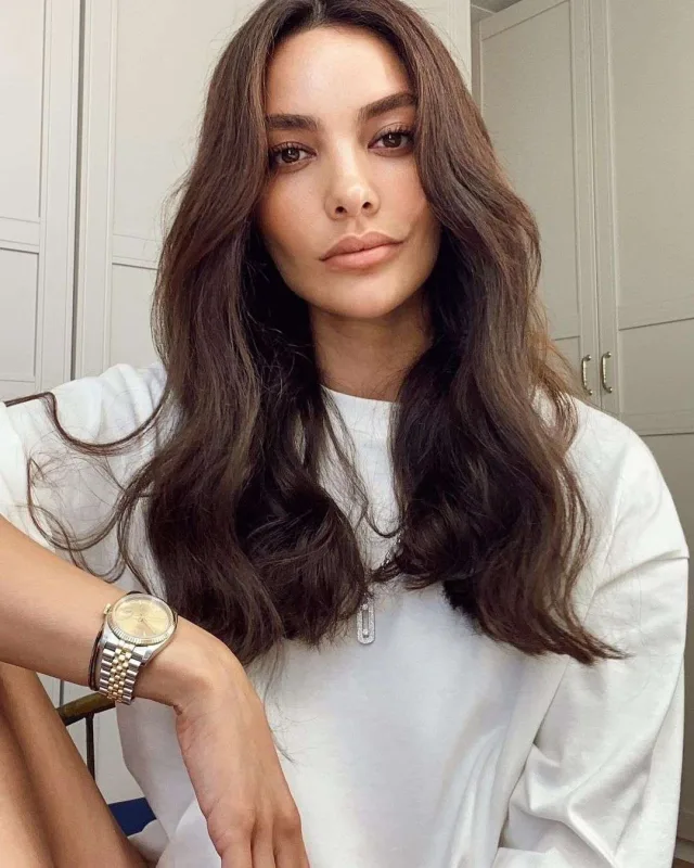 Makiyajsız görüntüləndiyi üçün əsəbiləşdi