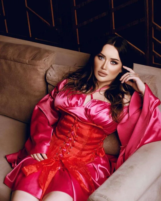 Aysel Şükür YPX-dan şikayətçidir