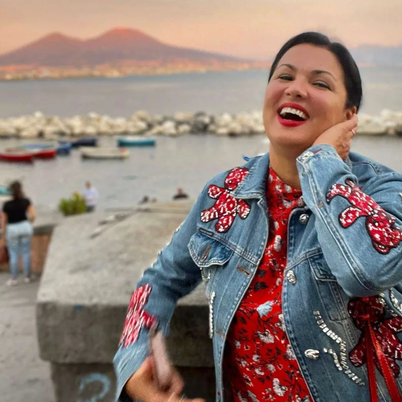 Annanın şəkilləri söz-söhbət yaratdı