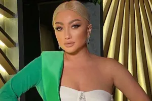 Ad günü fotosu üçün 31 qarpız kəsildi - Foto