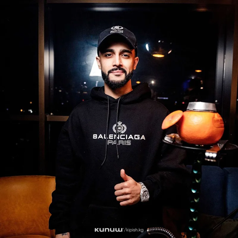 Hüseyn Rusiyada ilin adamı oldu