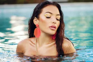 Dilarə ona ev bağışlandığını açıqladı