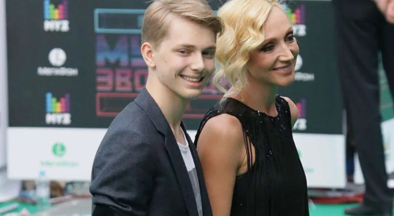 Puqaçovanın nəvəsindən Rusiyadan qaçma iddiasına cavab