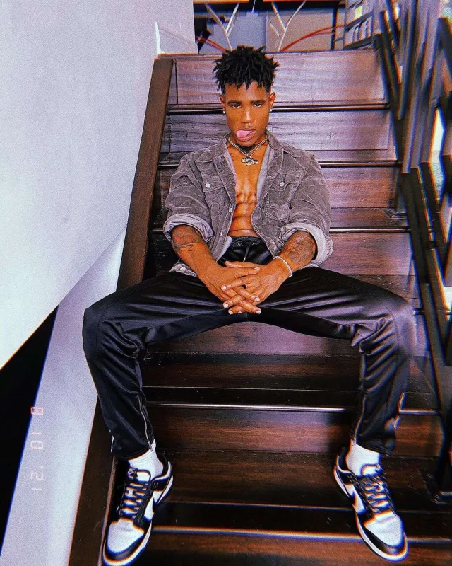 29 yaşlı Smit vəfat etdi