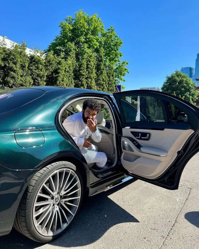 “Zhara Music”in satışından nə qədər qazanıb?