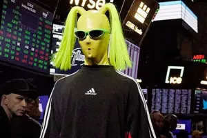 “Balenciaga” seçildi