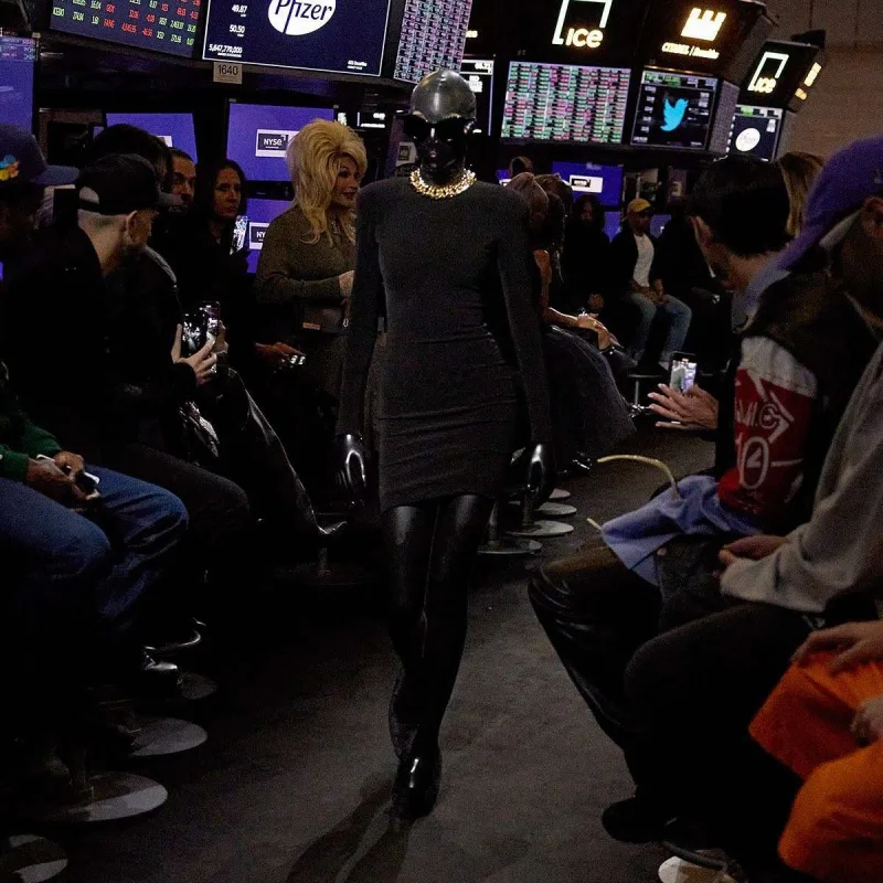 “Balenciaga” seçildi