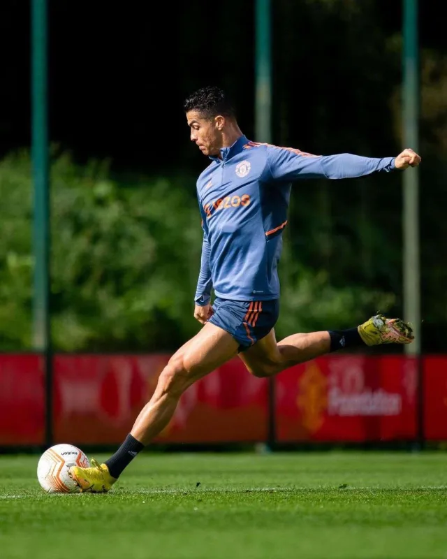 Ronaldonun pulu instaqram izləyicisinin sayı qədərdir