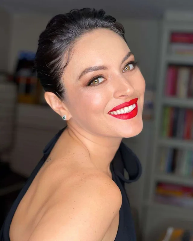 Ezgi 6 min cərimə ödəyəcək