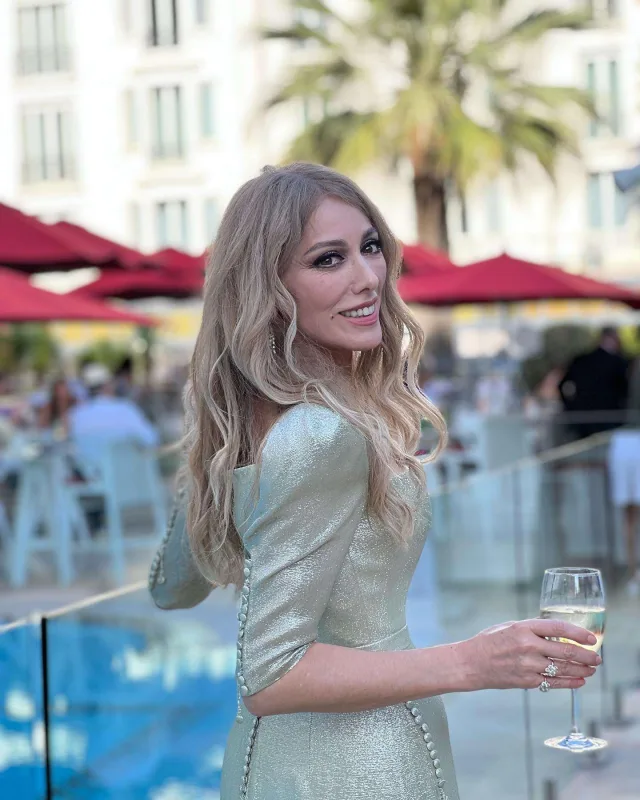 “Aşk-ı Memnu”nun ulduzu “Kann”da