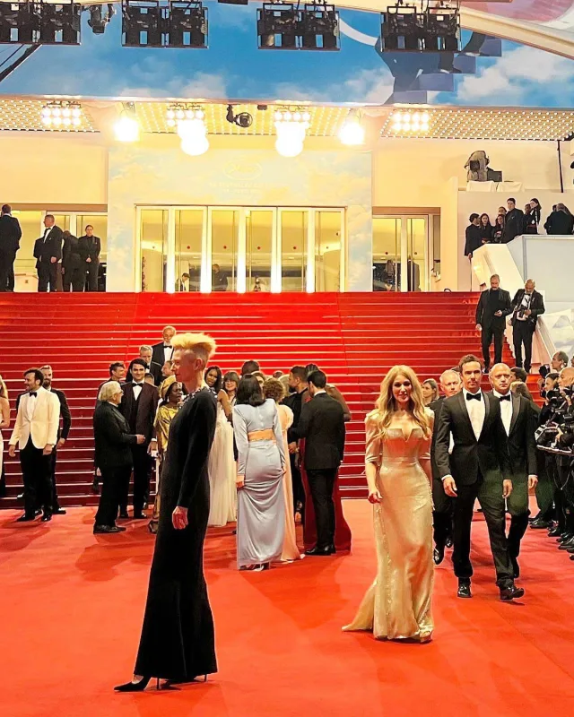 “Aşk-ı Memnu”nun ulduzu “Kann”da