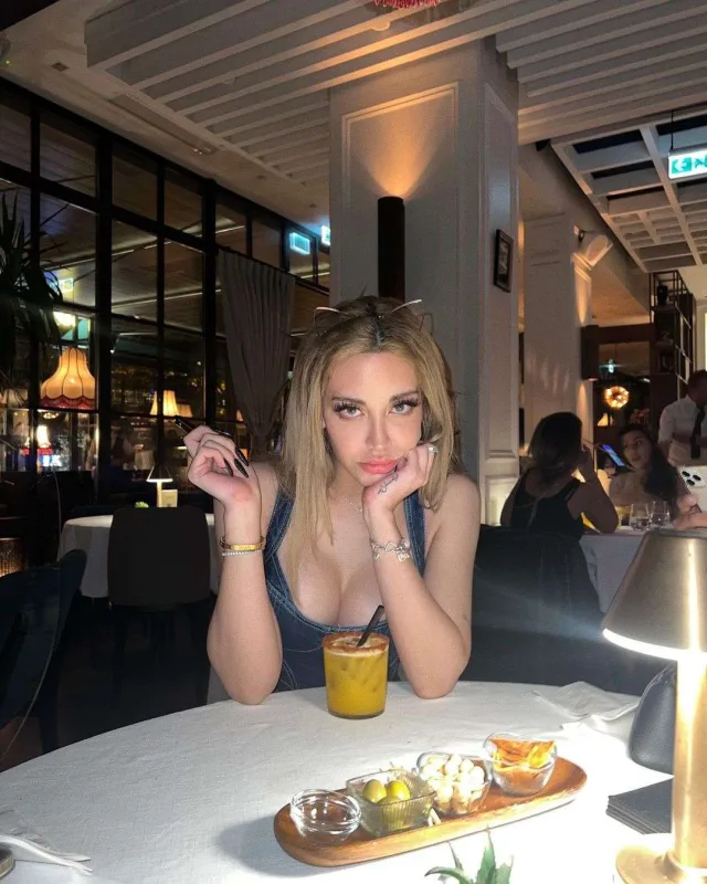 Həbs tələbinə ağlayaraq reaksiya verdi