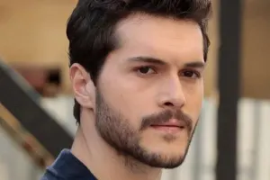 Alperendən boşanma xəbərlərinə cavab