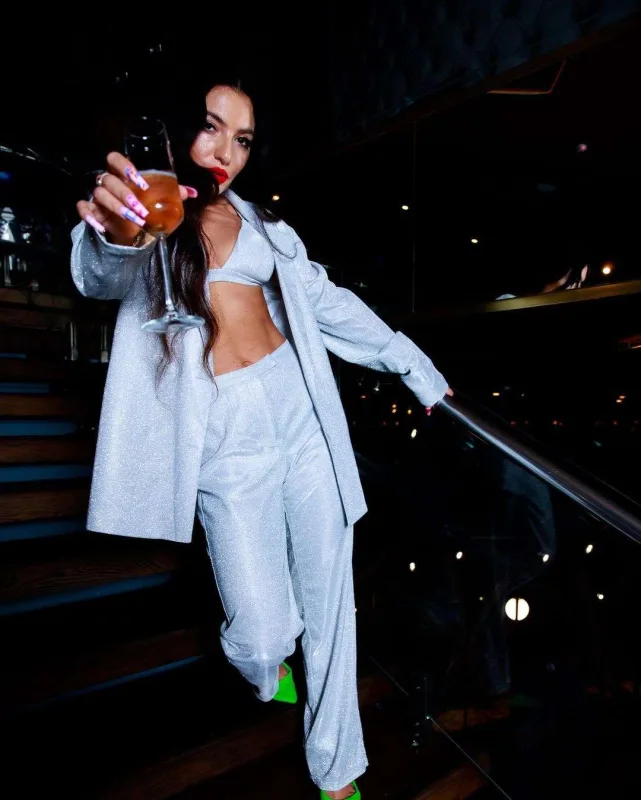 “Zirvəyə qalxdığım qədər endirməyə çalışdılar”