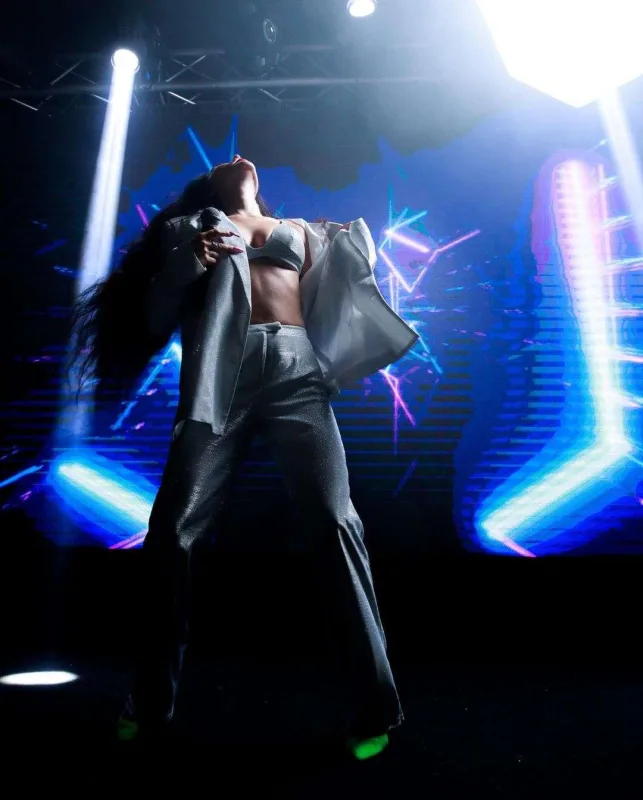 “Zirvəyə qalxdığım qədər endirməyə çalışdılar”