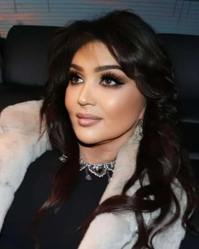 “Səhnəyə elə qaçdı ki, qorxdular”