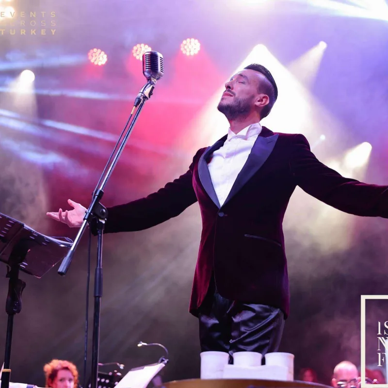 Cemin Bakı konsertinin saatı dəyişdirildi