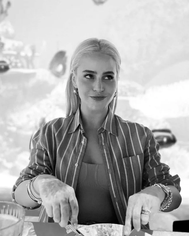 Büşra dəyişmək üçün nə qədər xərcləyib?