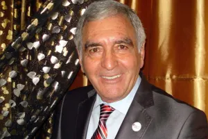 “Prezidentin verdiyi evi satdım, pulunu oğluma verdim”