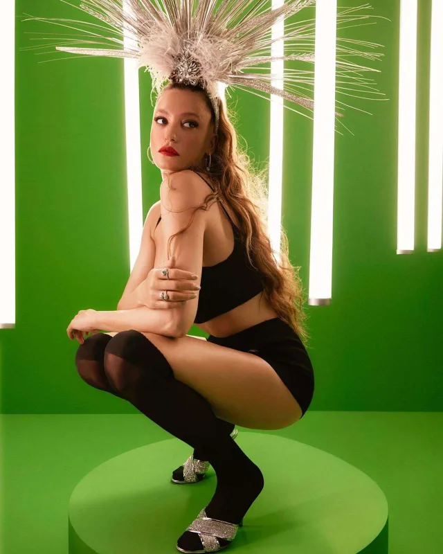 Kıvançın tərəf müqabili Serenay oldu