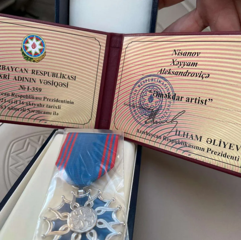 Onlara mükafatları təqdim olundu