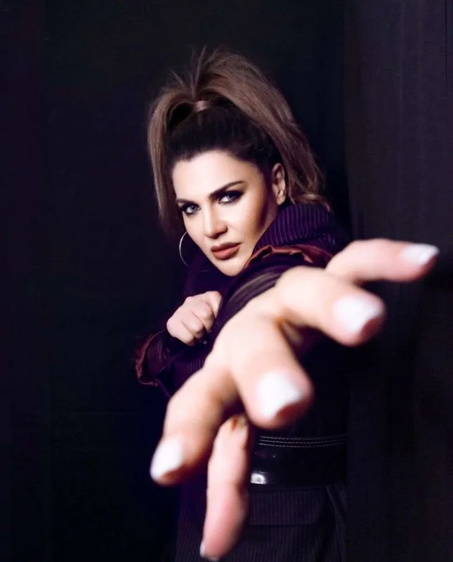 “Fotoşop məni psixoloji xəstə edib”