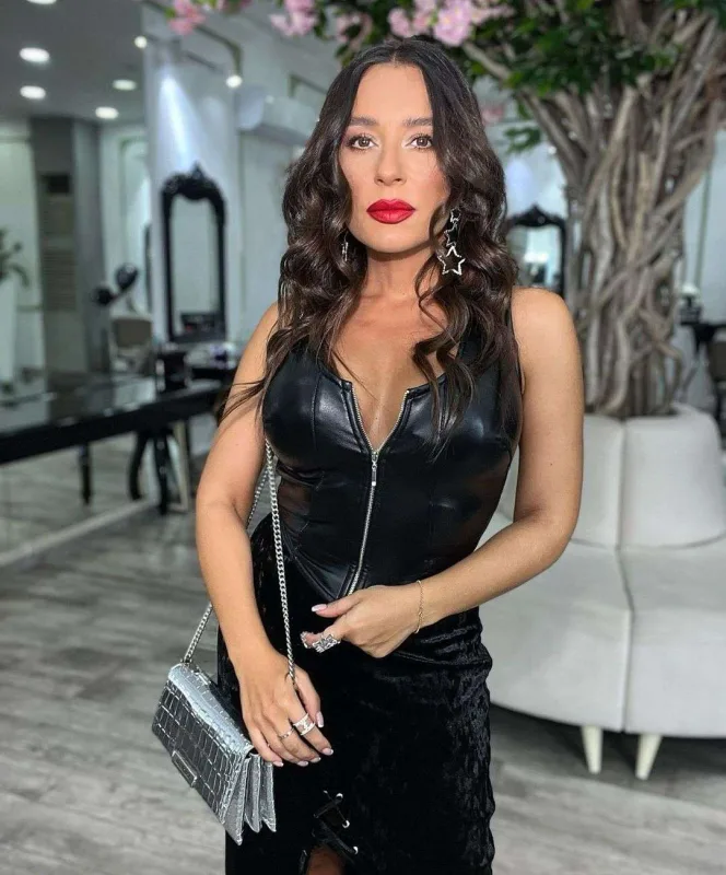 “Azərbaycanın böyük səhnəsinin böyük ulduzu…”