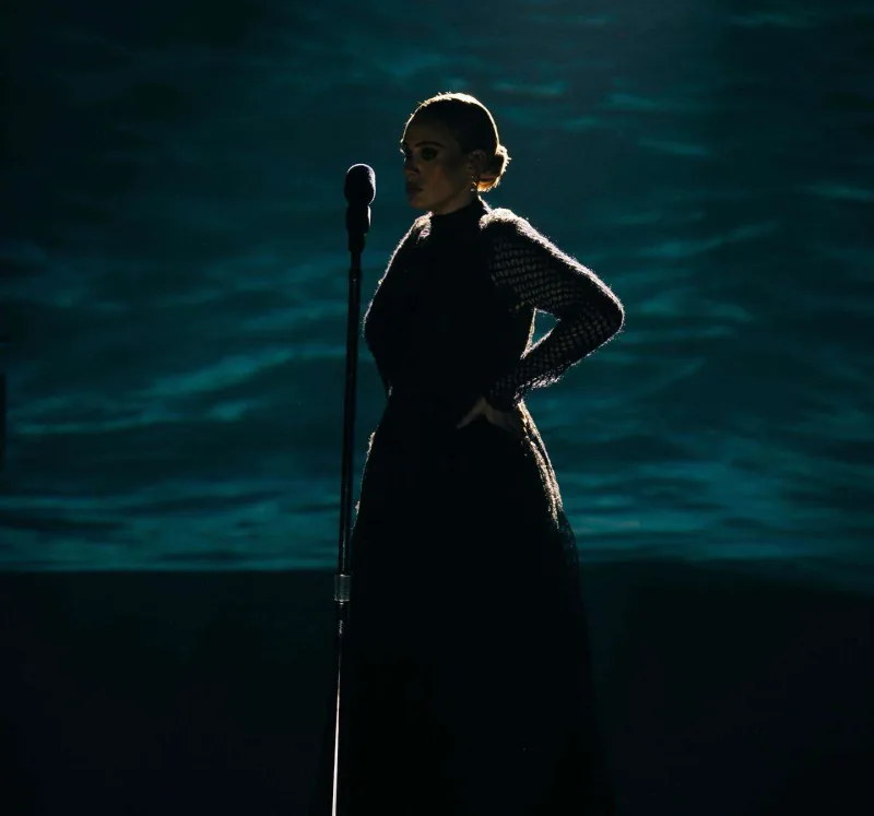 Adel fanatlarını qəzəbləndirdi