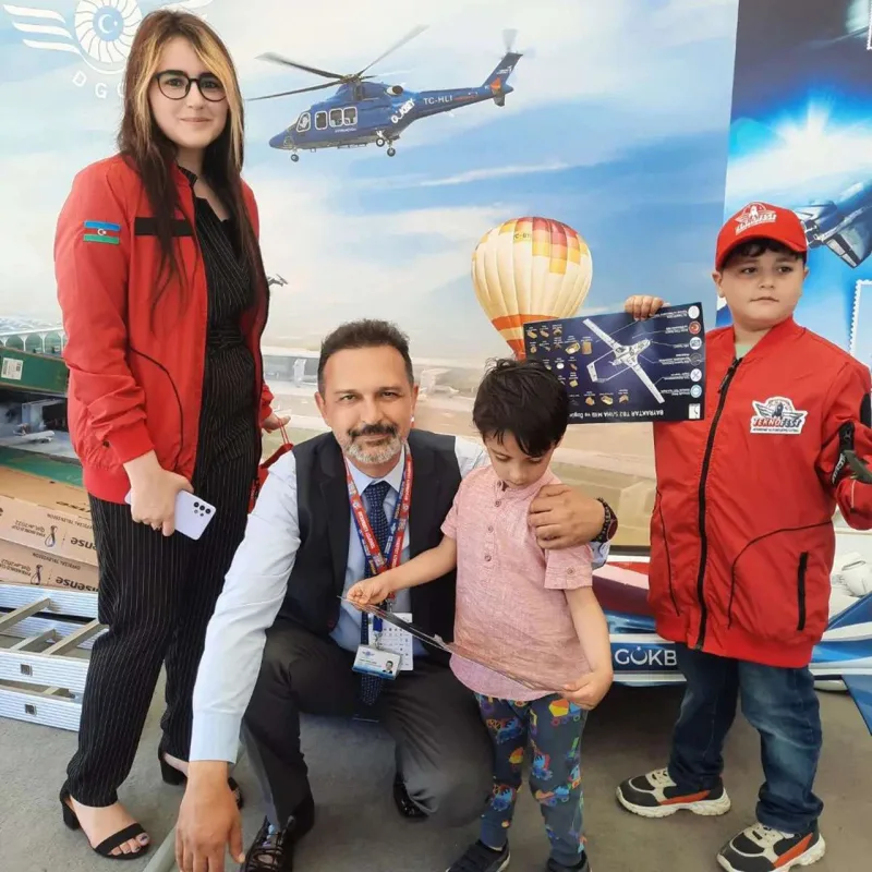 Aytən həyat yoldaşı və oğlunun fotolarını paylaşdı