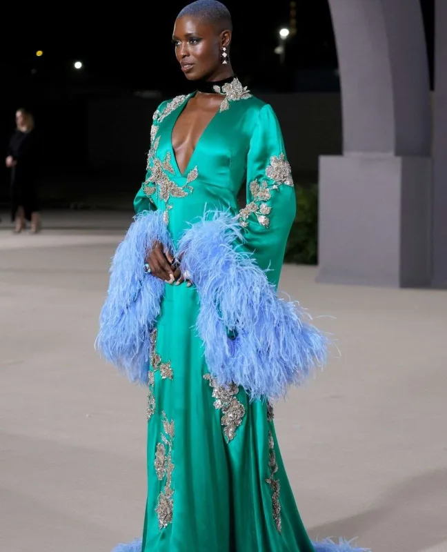 Dünya ulduzları “Academy Museum” qalada...