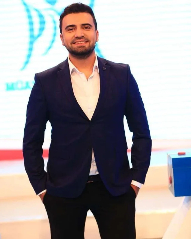 Muradın bu paylaşımı müzakirə yaratdı