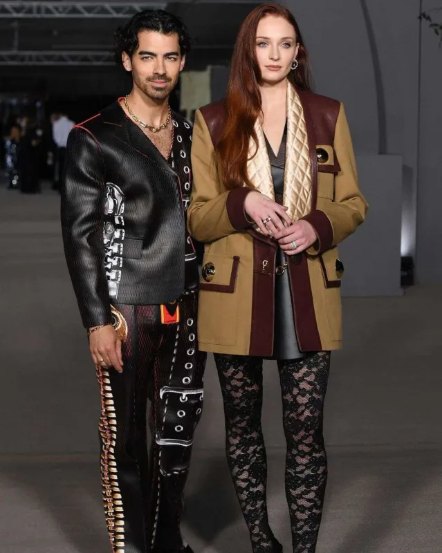 Dünya ulduzları “Academy Museum” qalada...