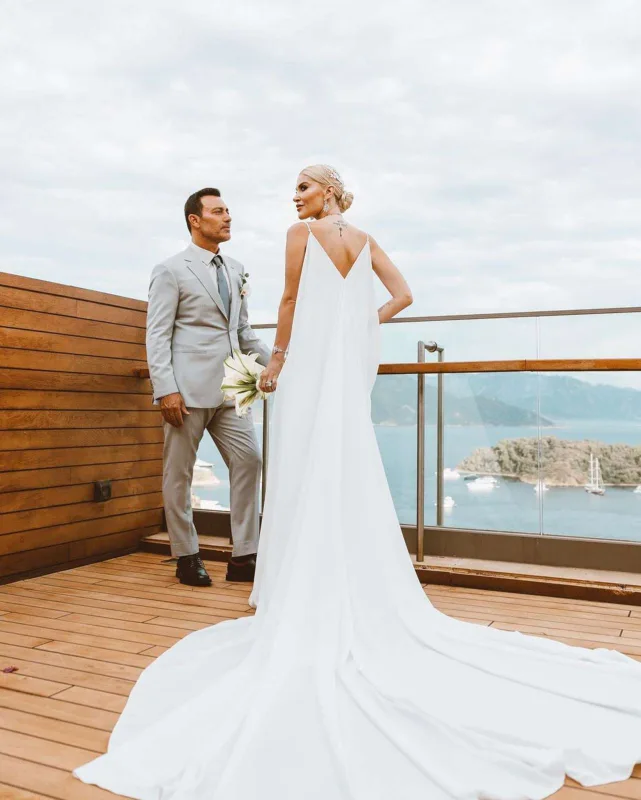 Mustafa toya gələnlərin hədiyyəsini qəbul etmədi